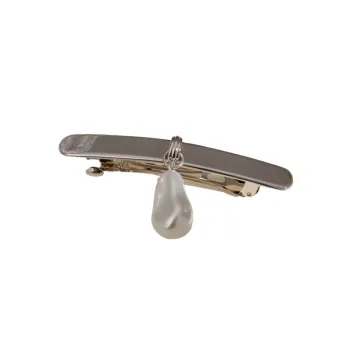 Fashionable Pearls Hair Clip