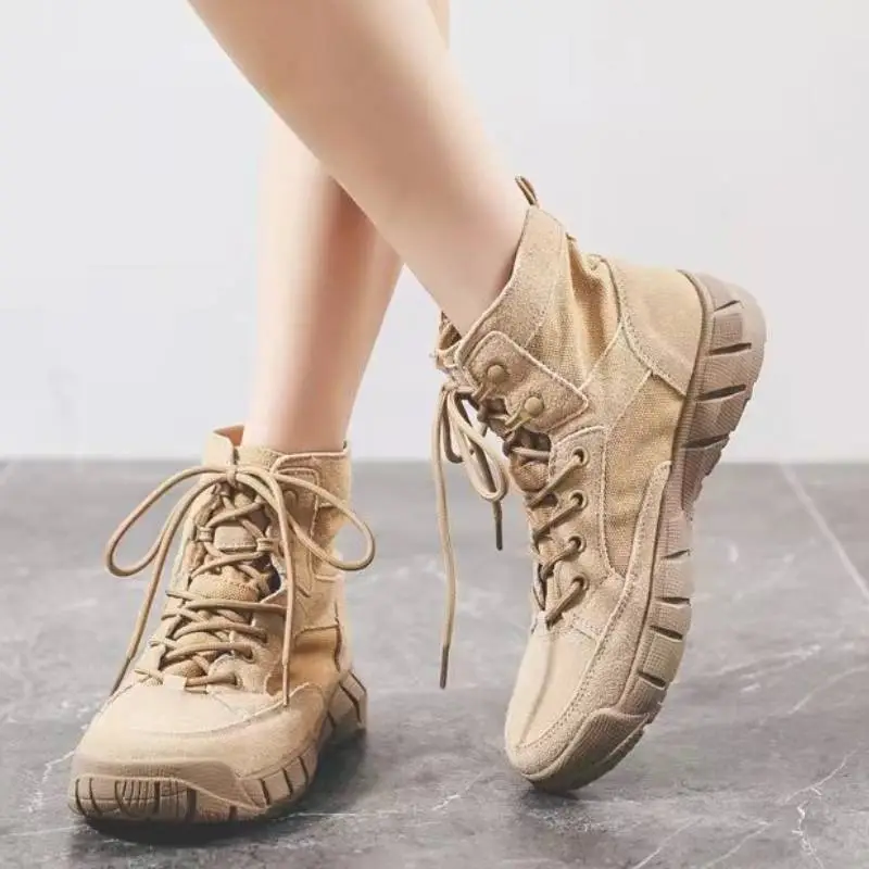 Fashionable Casual Outdoor Boots-1