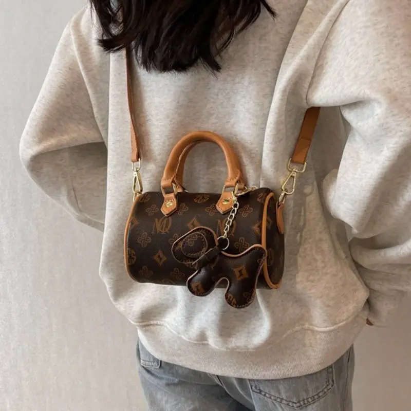 Cute Fashionable Crossbody Bag-1