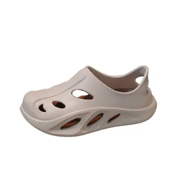 Lightweight Clogs