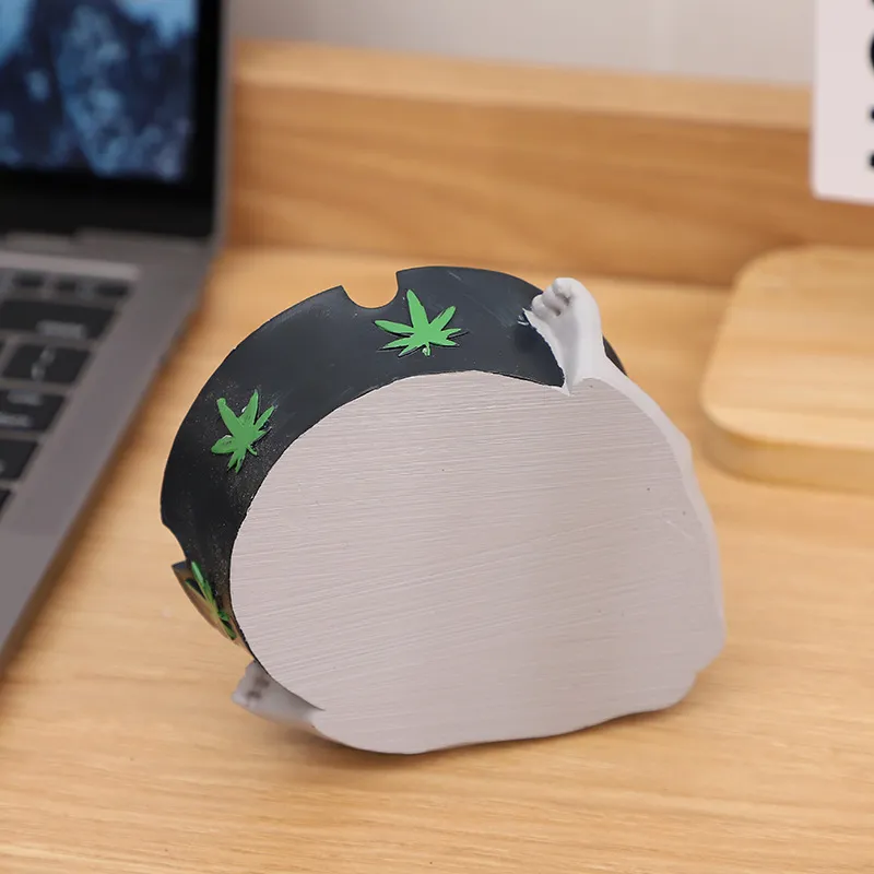 Simple Fashionable Ashtrays-1