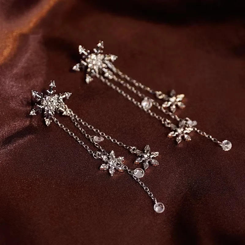 Simple Funky Earring-1