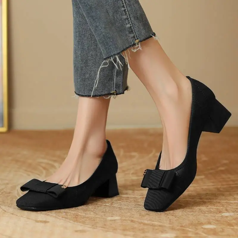Retro Contrast Color High Heels-1