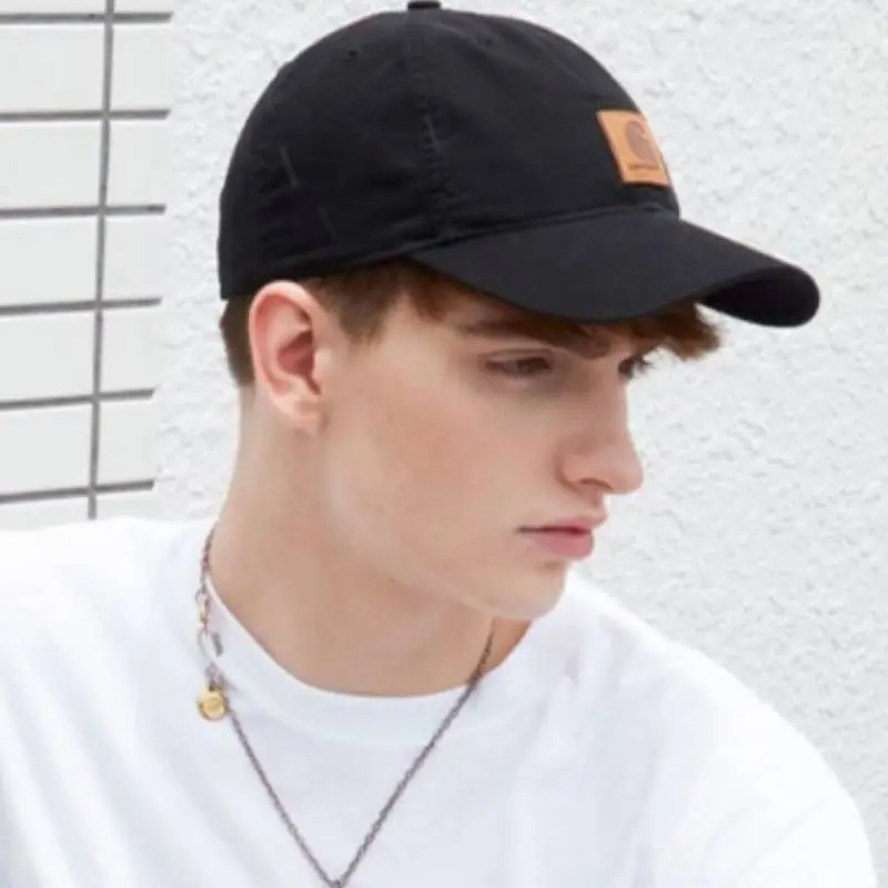 Simple Retro Peaked Cap Man-3