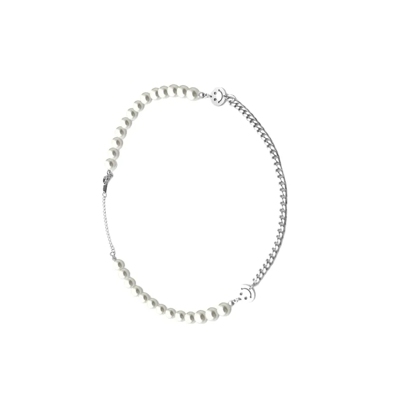 Splicing Pearl Smiley Face Necklace-0