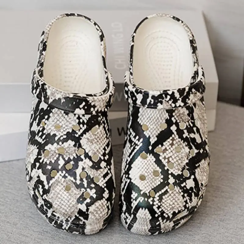 Simple Fashionable Clogs-9