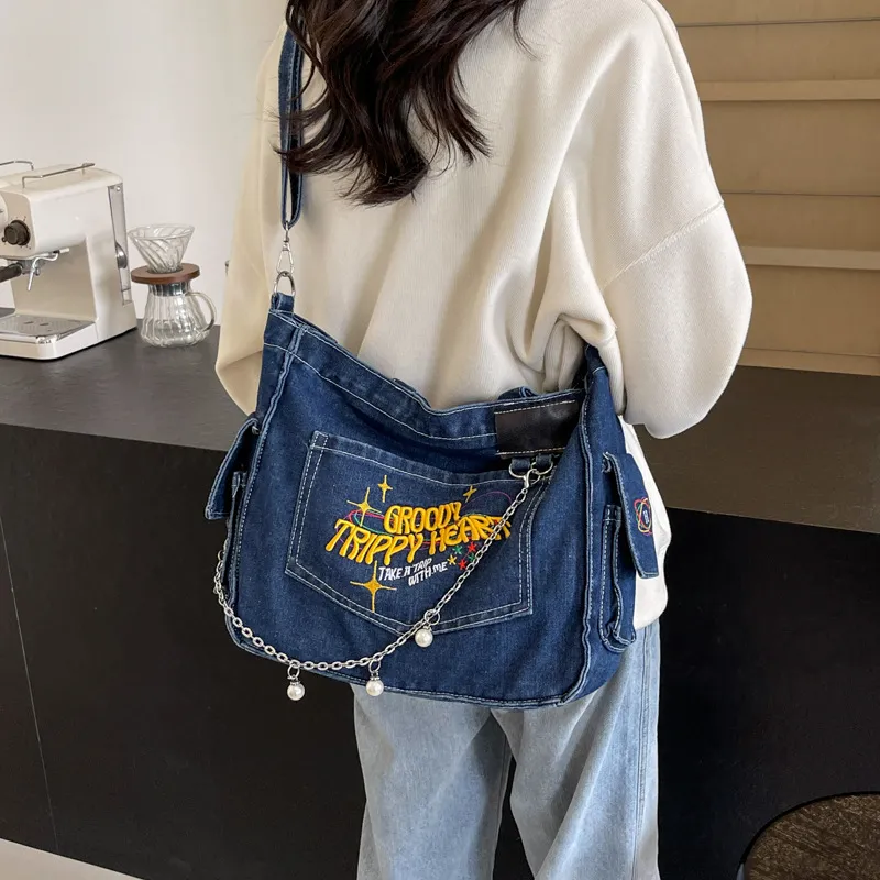 Basics Simple Shoulder Bag-1