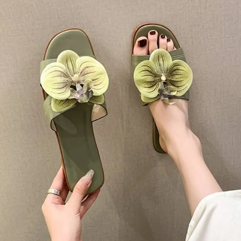 Simple Basics Flip Flops-6