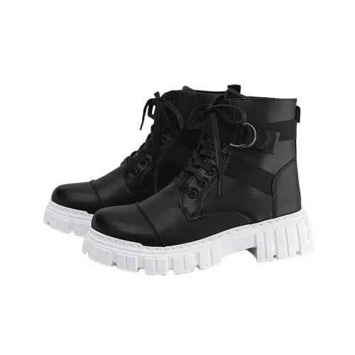 Fashionable Martin Boot