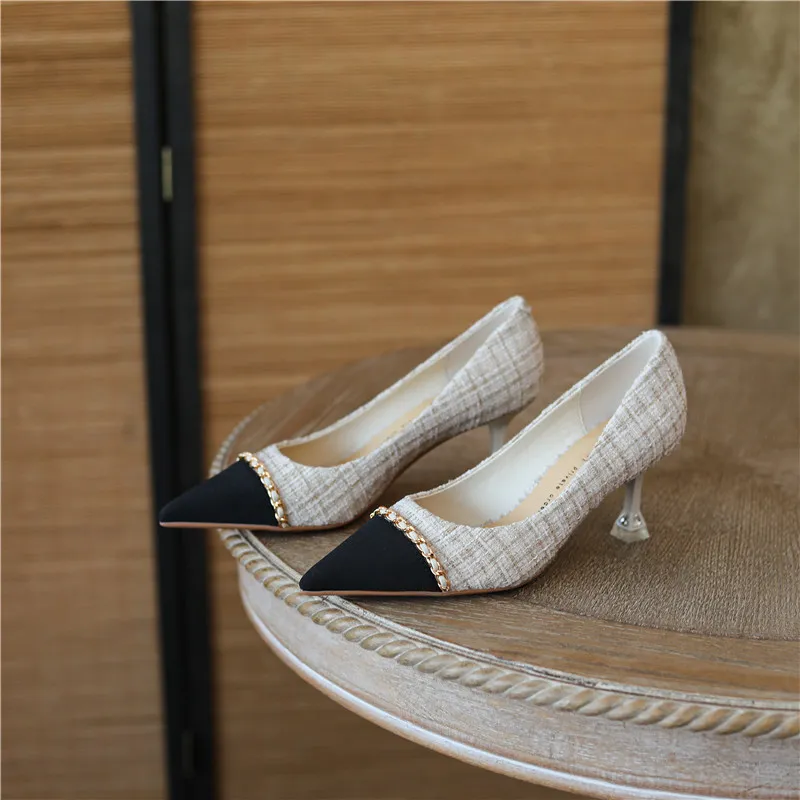Fashionable Chain High Heels-4