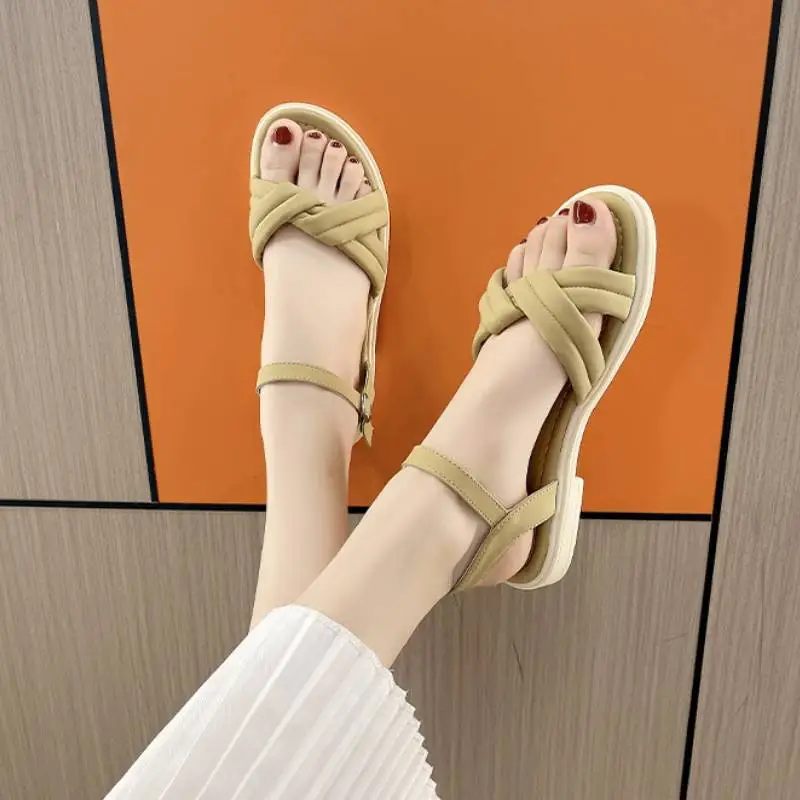 Simple Preppy Beach Sandals-1