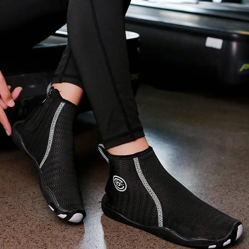 Outdoor Sporty River Trekking Shoes-8