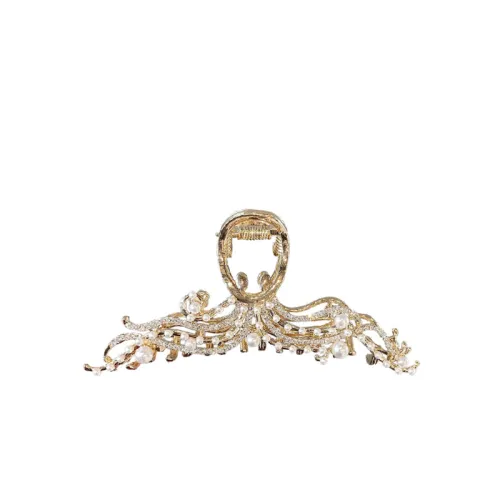 Fashionable Pearls Hair Clip