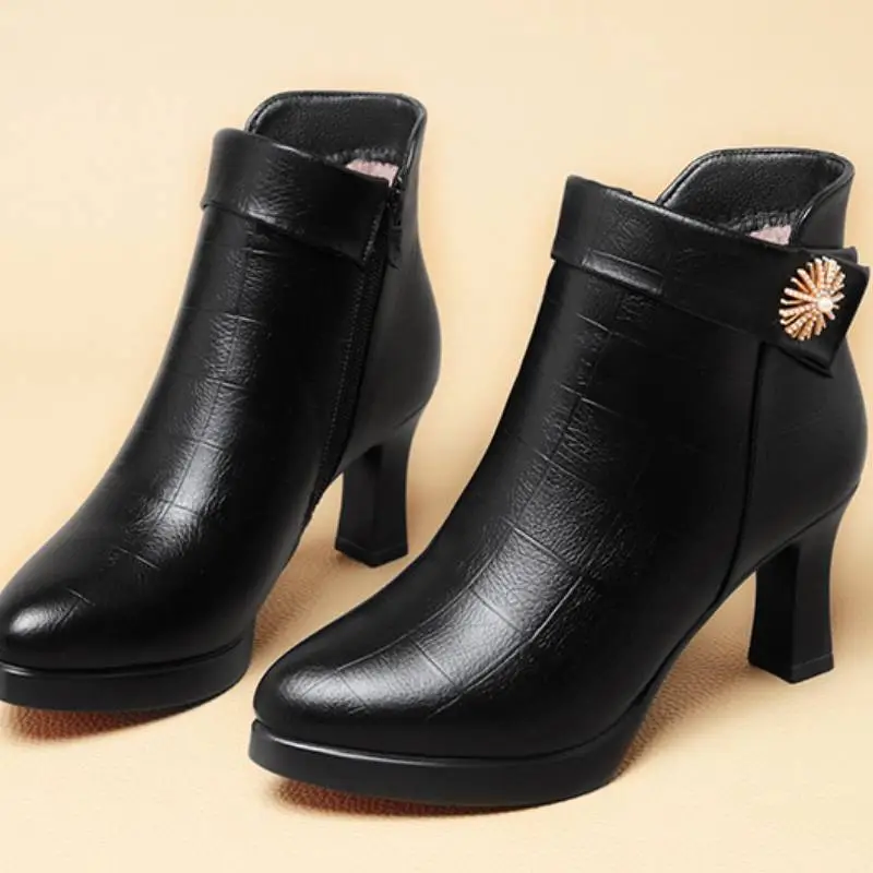 Simple Basics Ankle Boots-1