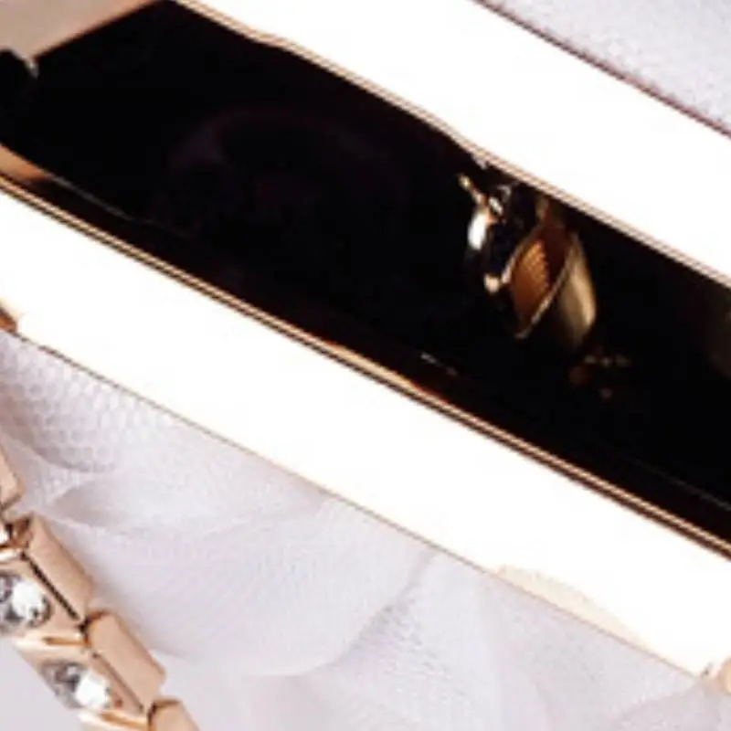 Basics Simple Handbag-4
