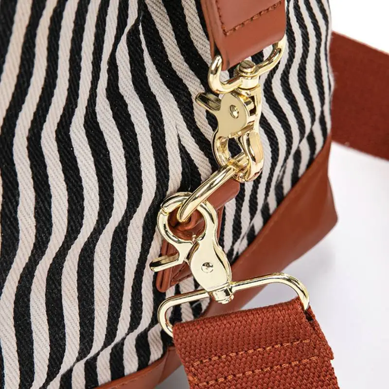Simple Fashion Travel Bag Women-6