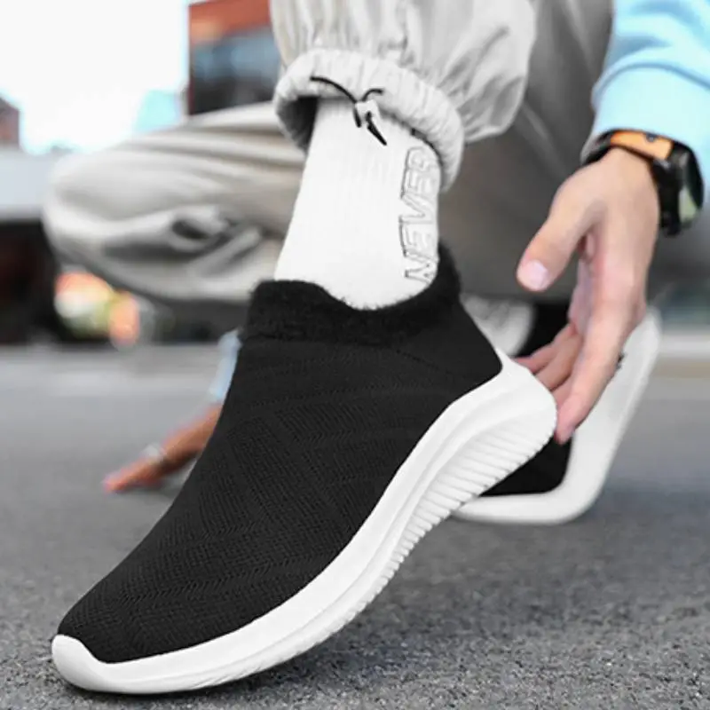 Simple Breathable Slip On Shoes-2