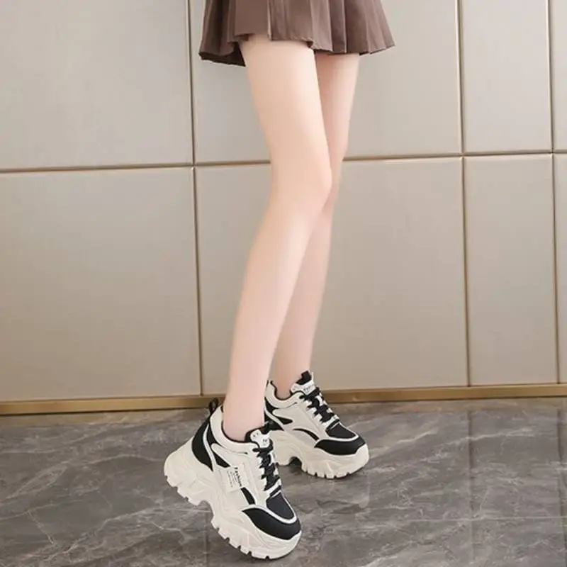 Fashionable Sporty Chunky Sneakers-2