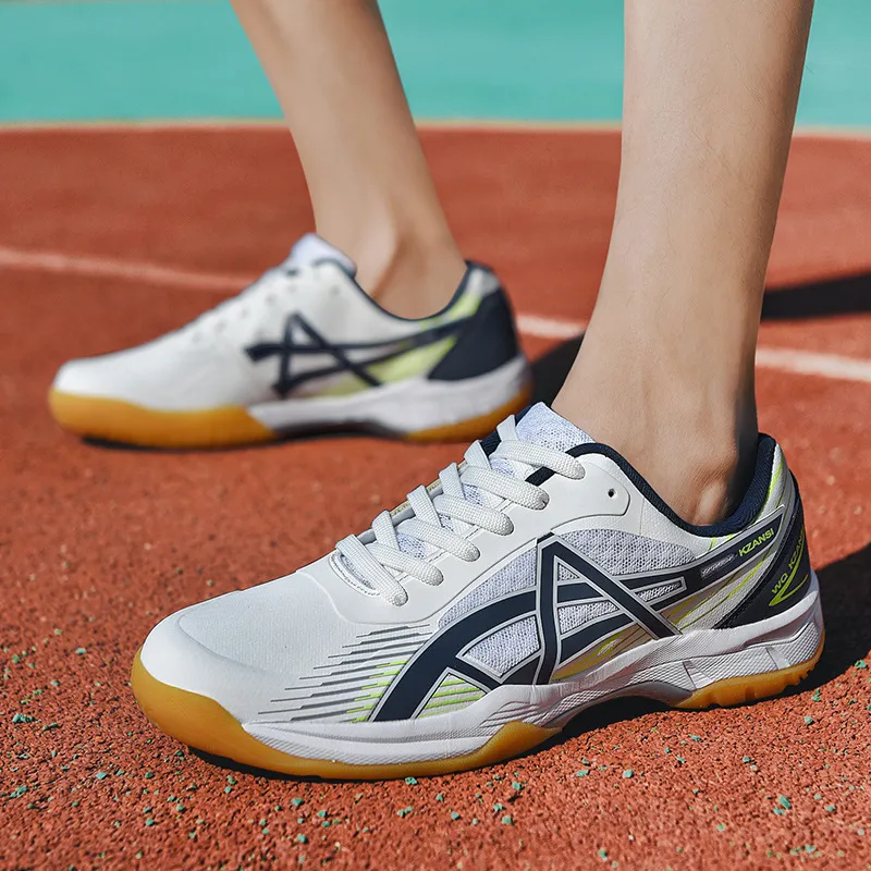 Simple Funky Badminton Shoes-4