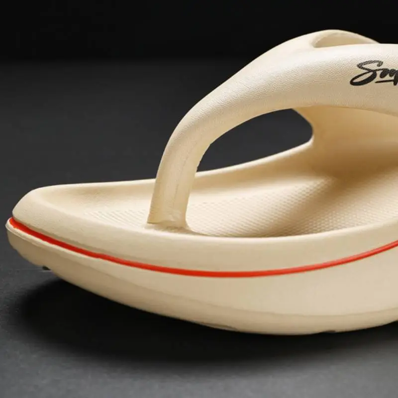 Fashionable Soft Flip Flops-3