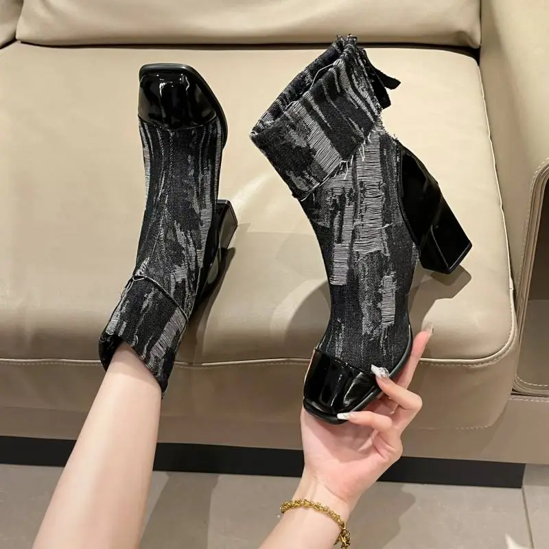 Elegant Cool Ankle Boots-5