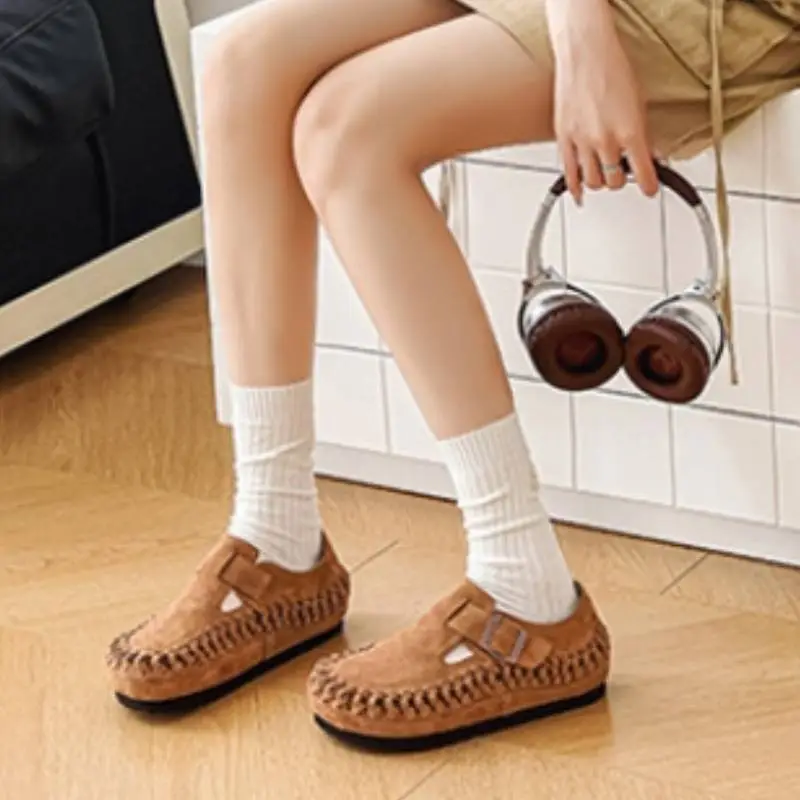 Retro Plain Lifestyle Shoes-1