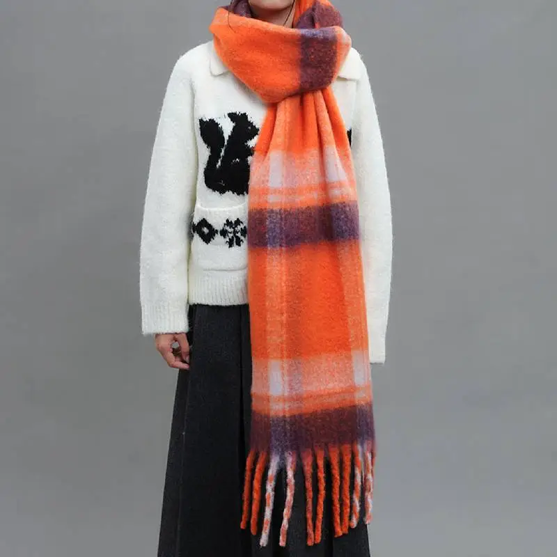 Simple Plaid Knit Scarf-4