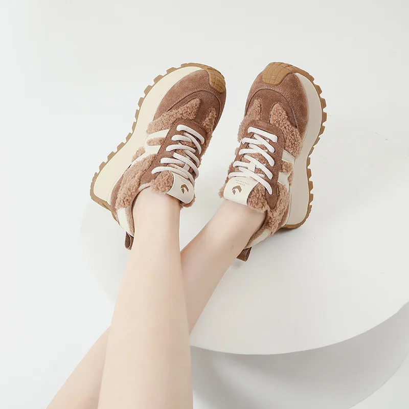 Softness Glamorous Platform Shoes-1