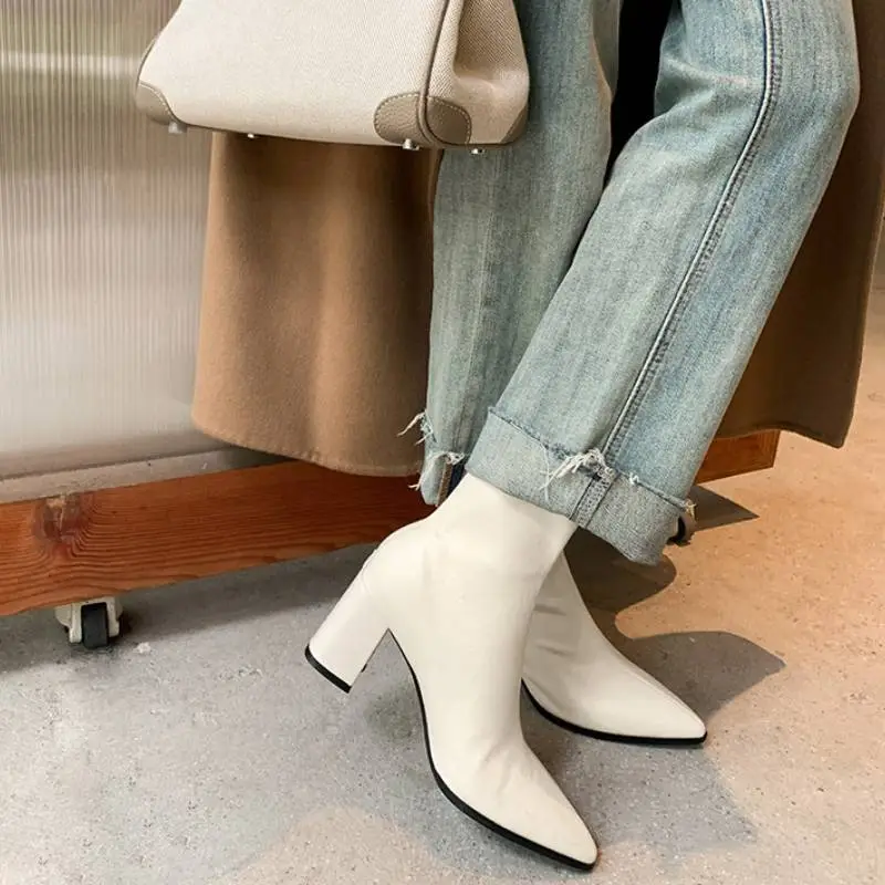 Elegant Plain Ankle Boots-7