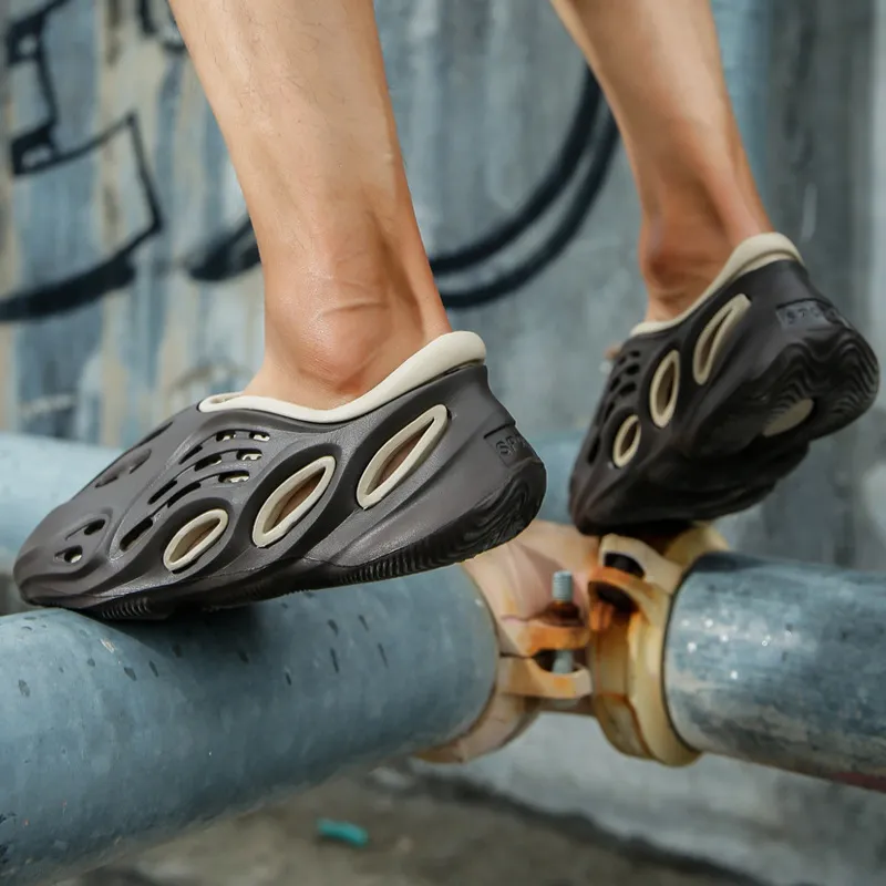Simple Basics Clogs-1