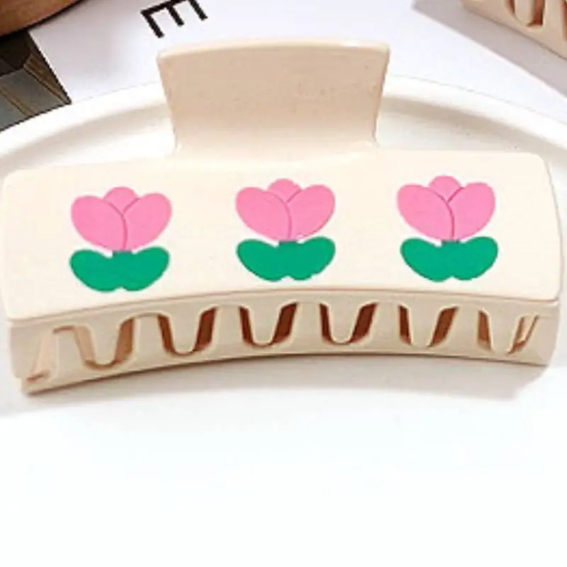 Simple Basics Hair Clip-1