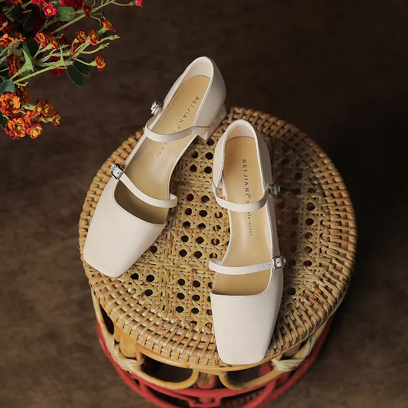 Elegant Plain High Heels-3