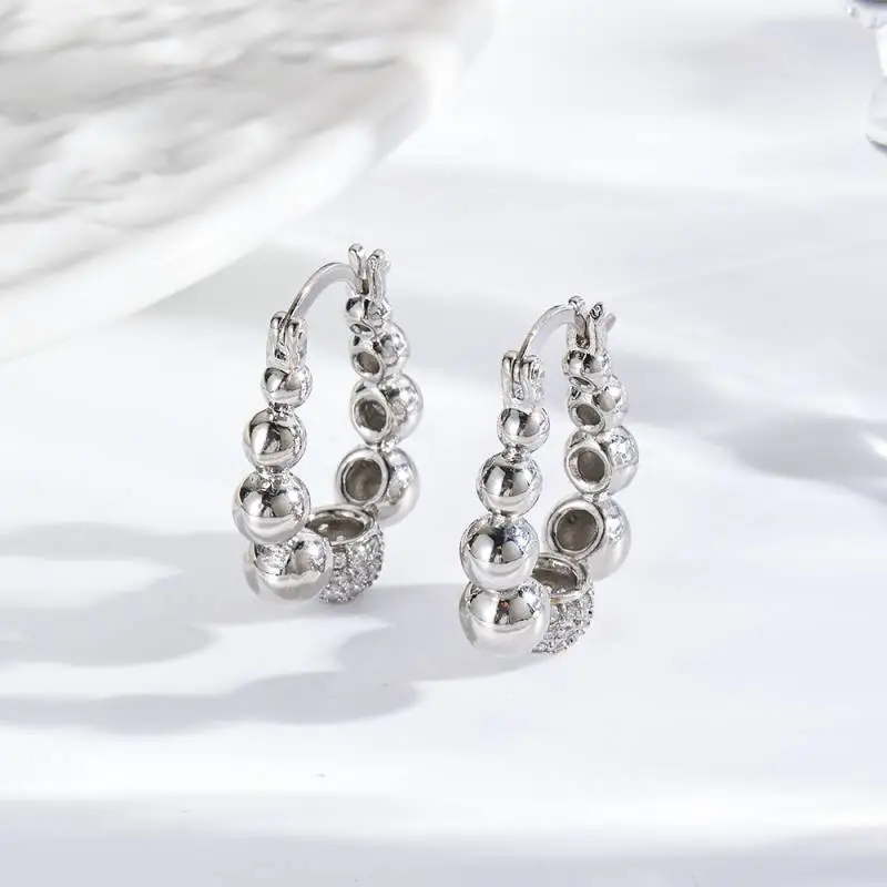 Fashionable Hollow Out Earring-1