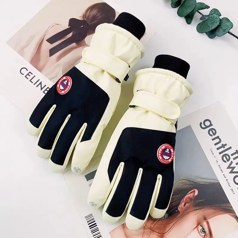 Simple Basics Ski Gloves-2
