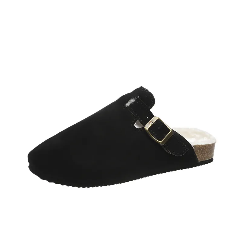 Fashionable Basics Slippers