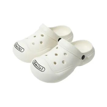 Hole Thick Soled Slippers