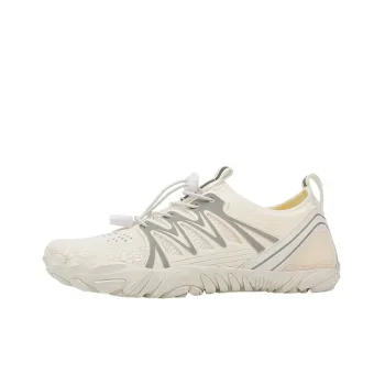 Simple Sporty River Trekking Shoes