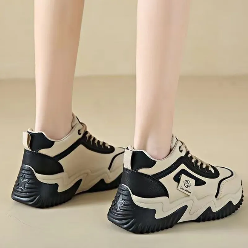 Fashionable Simple Lifestyle Shoes-5