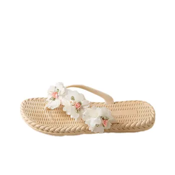 Simple Fashionable Beach Sandals