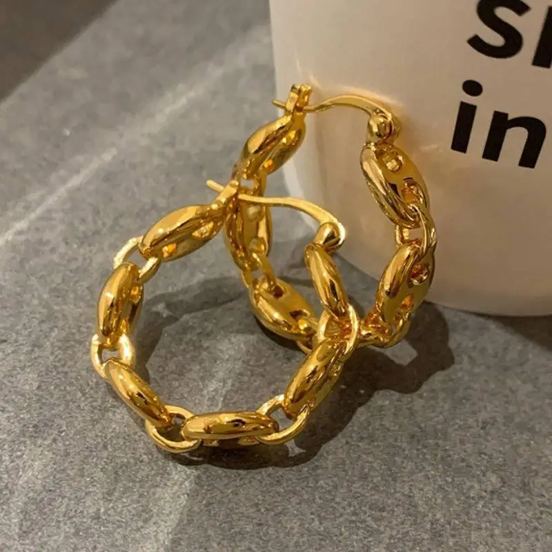Fashionable Simple Earring-2