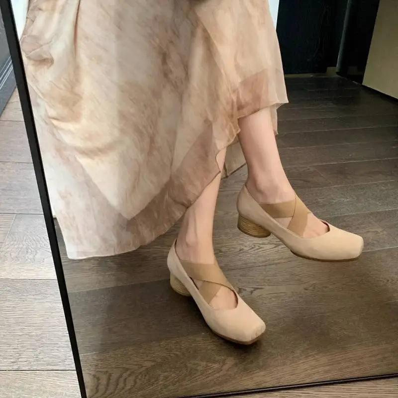 Fashionable Basics Mary Jane Shoes-6