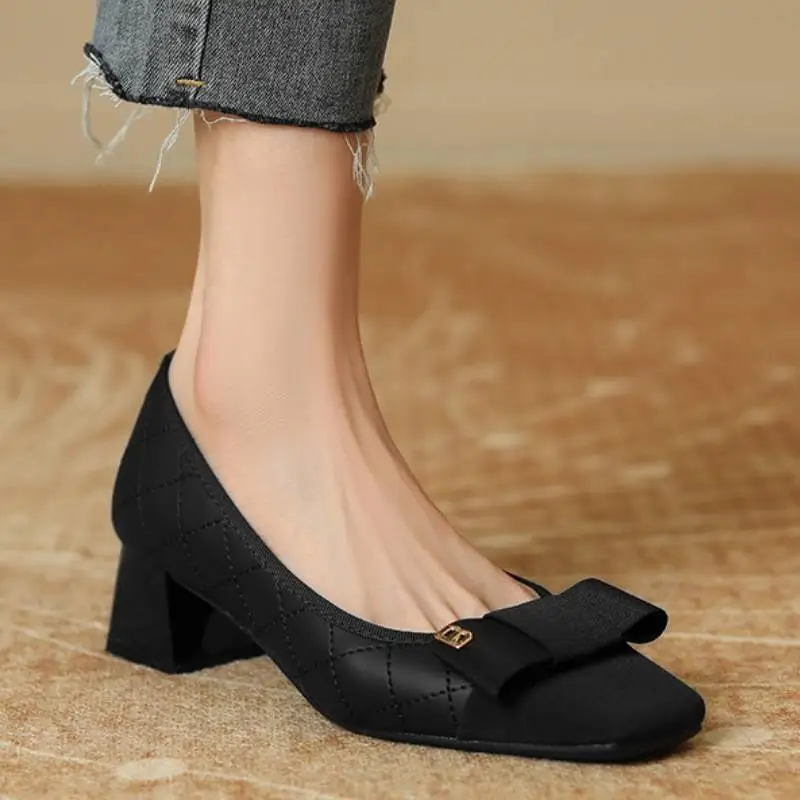 Retro Contrast Color High Heels-2