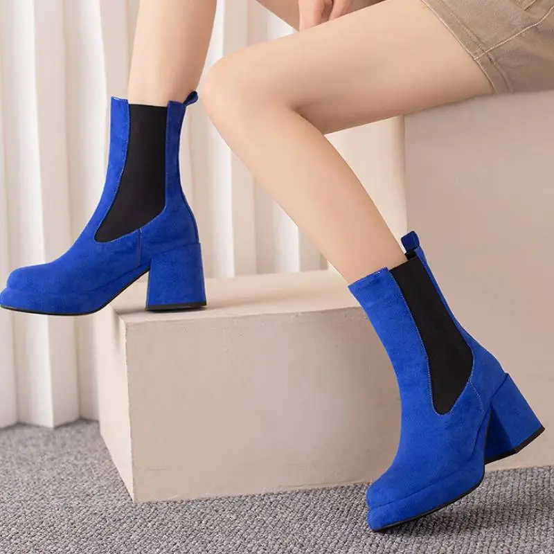 Casual Fashionable Chelsea Boot-1