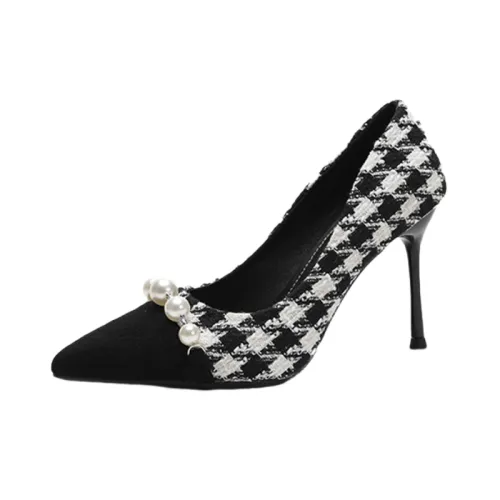 Fashionable Pearls High Heels