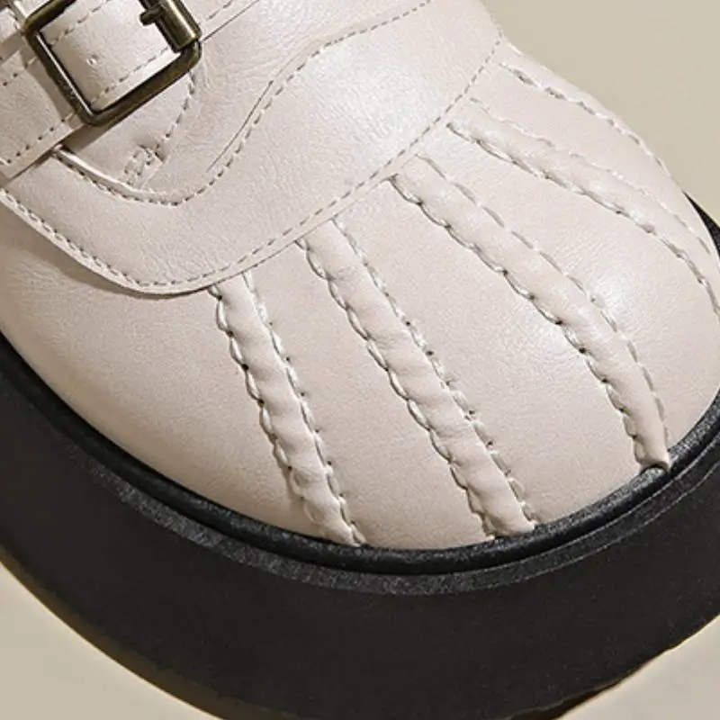 Fashionable Breathable Casual Loafer-3