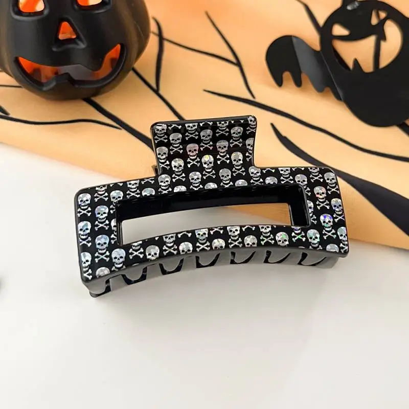 Basics Skull Hair Clip-1