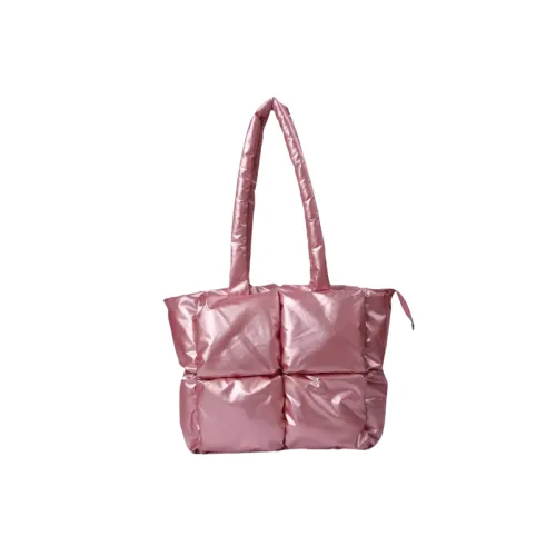 CHANEL Boy Flap Quilted Patent Leather Crossbody Bag Metallic Gold