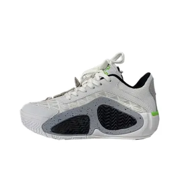 Fashionable Casual Basketball Shoes