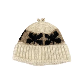 Fashionable Warm Beanie