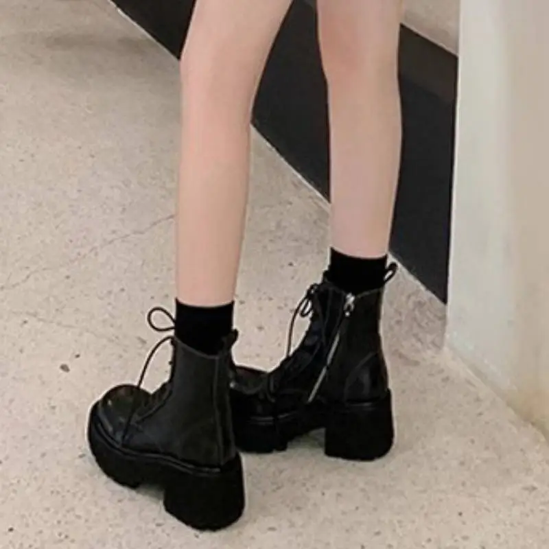 Fashionable Simple Martin Boot-2